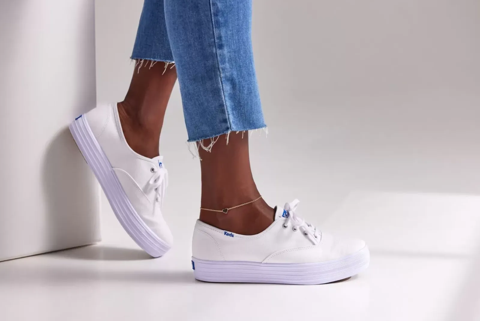 Women's The Platform Canvas Sneaker<Keds Online